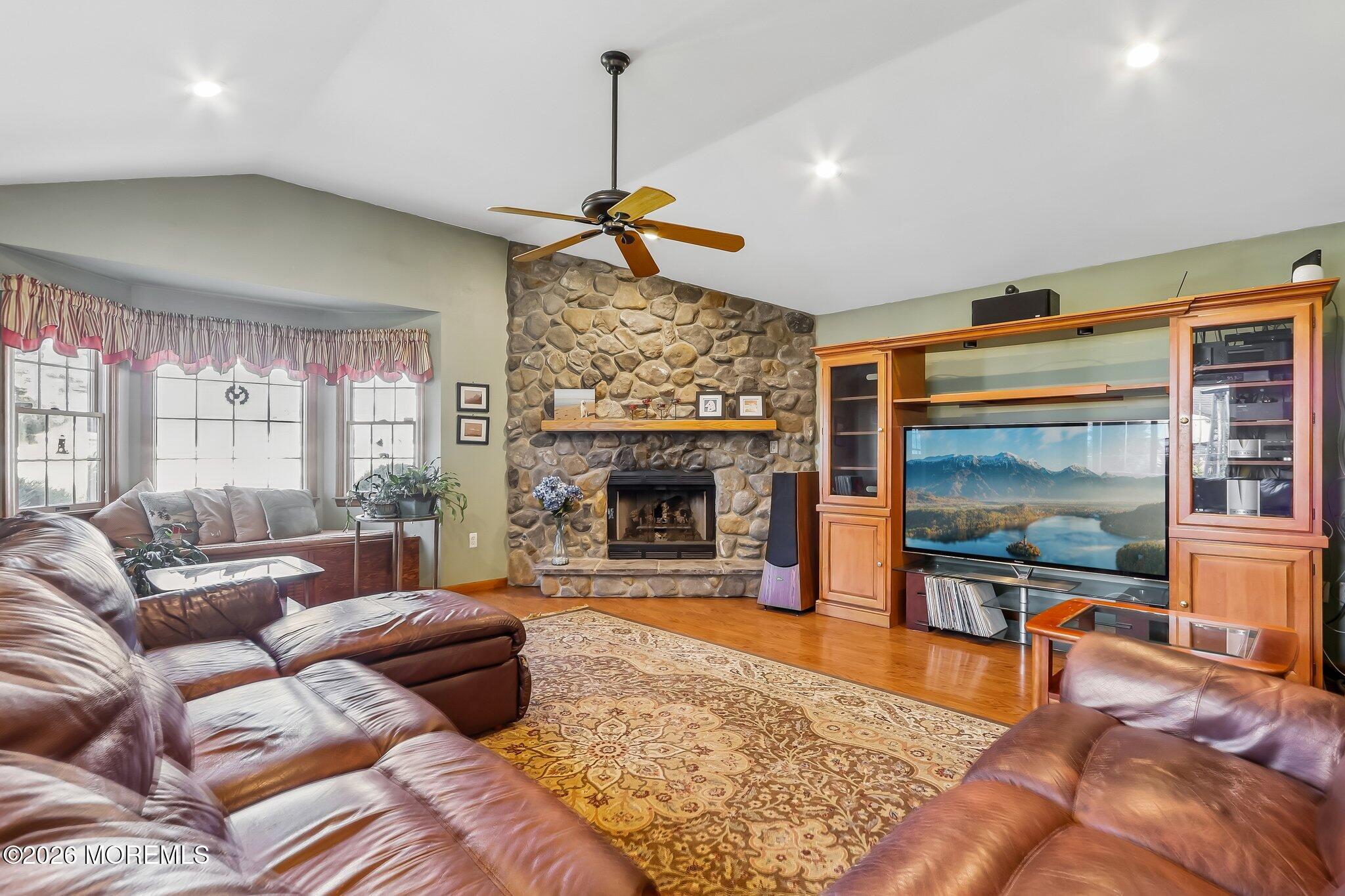21 Appletree Road Howell NJ 07731
