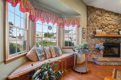 21 Appletree Road Howell NJ 07731