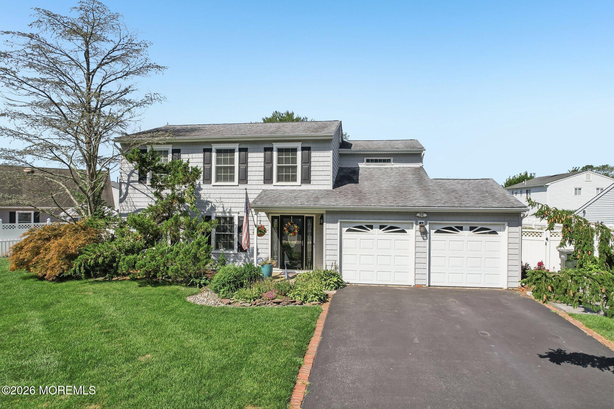 21 Appletree Road Howell NJ 07731