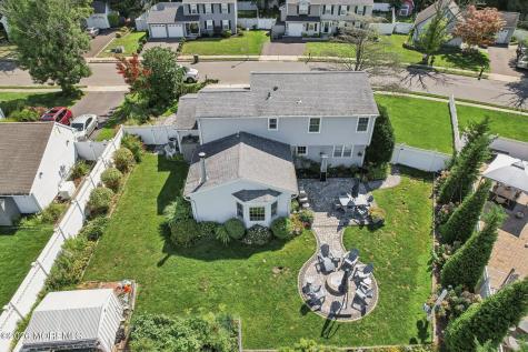 21 Appletree Road Howell NJ 07731