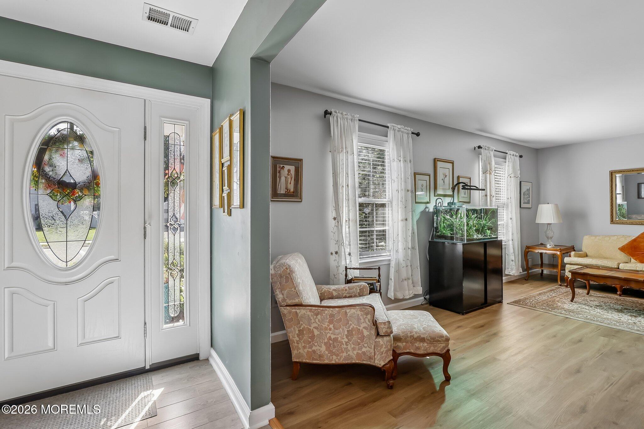 21 Appletree Road Howell NJ 07731