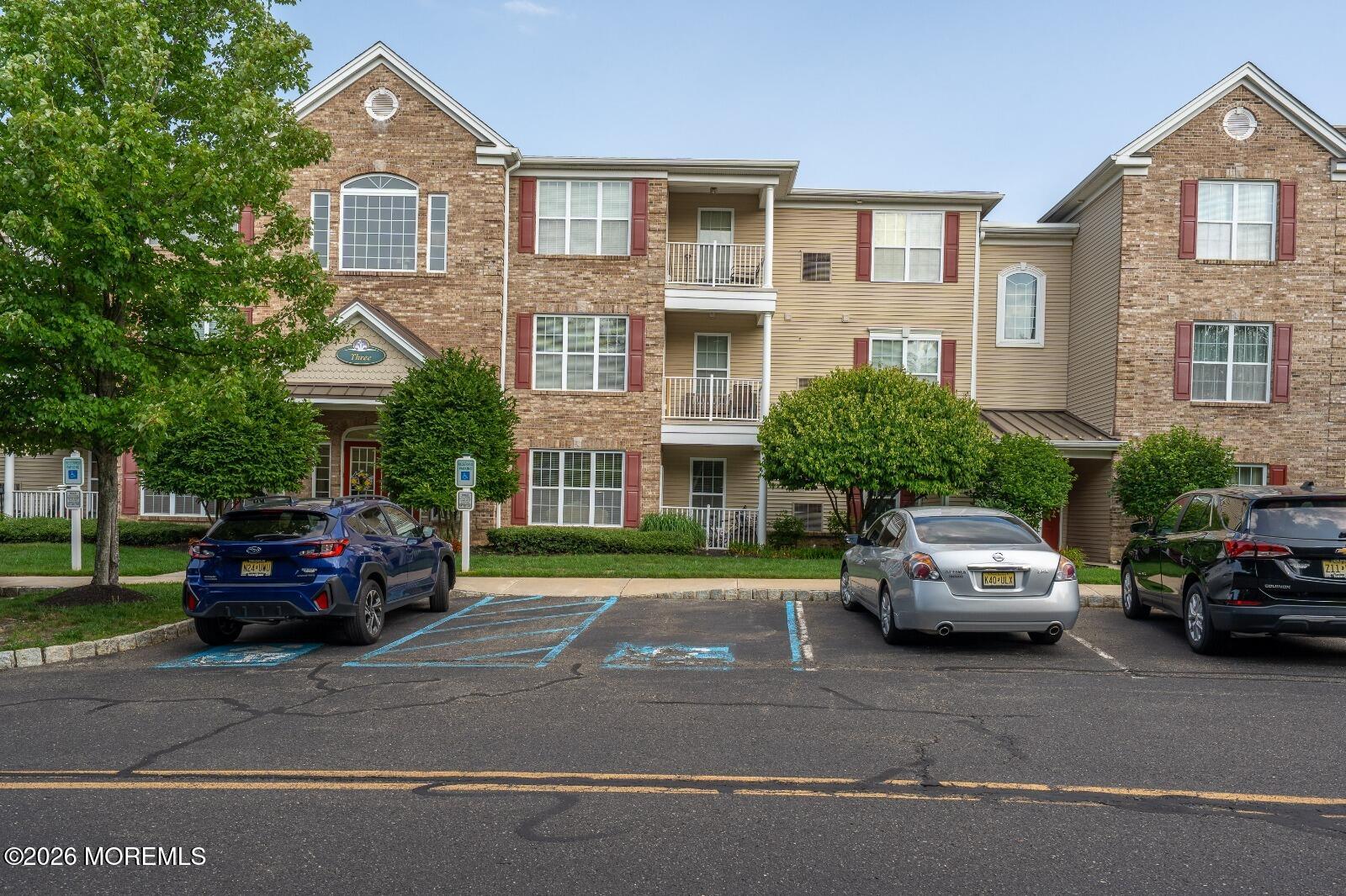 319 Sophee Lane Lakewood NJ 08701