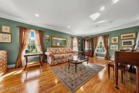 21 Terry Lane Middletown NJ 07748