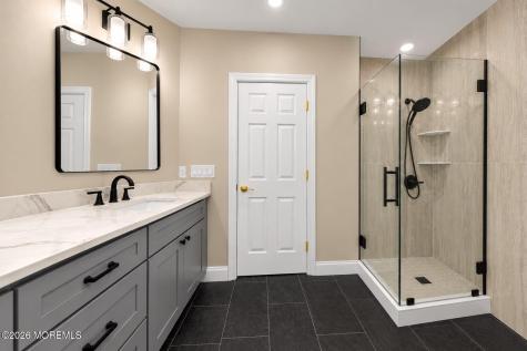 21 Terry Lane Middletown NJ 07748