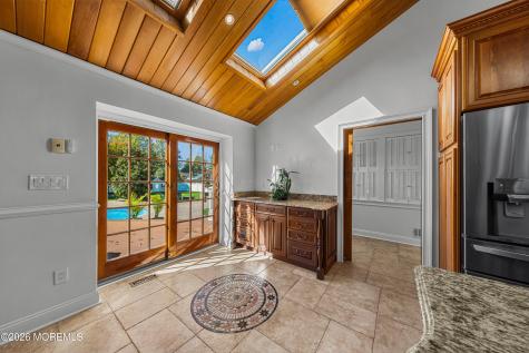 21 Terry Lane Middletown NJ 07748