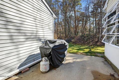 204 Deanne Drive Lakewood NJ 08701