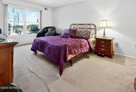 204 Deanne Drive Lakewood NJ 08701