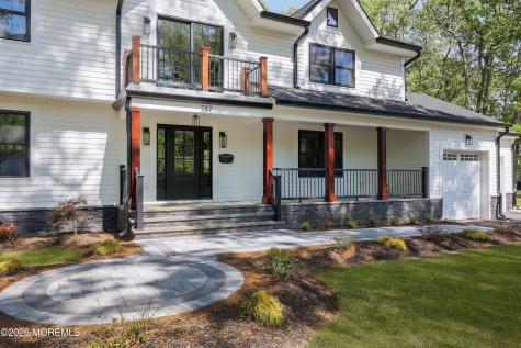 757 Nutswamp Road Red Bank NJ 07701