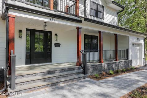 757 Nutswamp Road Red Bank NJ 07701
