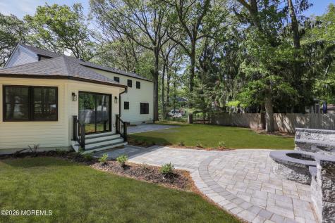 757 Nutswamp Road Red Bank NJ 07701