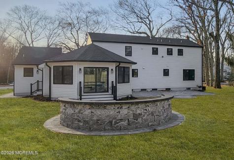 757 Nutswamp Road Red Bank NJ 07701