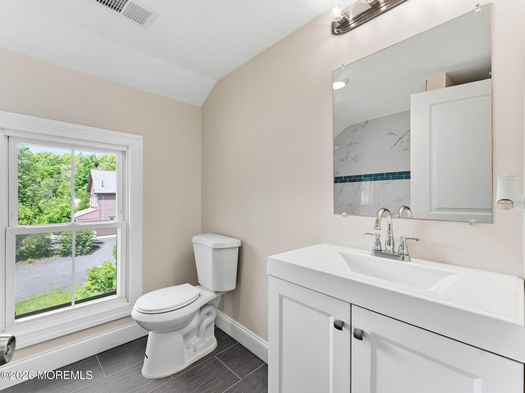 2043 Route 542 Tuckerton NJ 08087