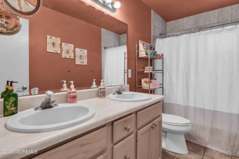 126 Royal Drive Brick NJ 08723