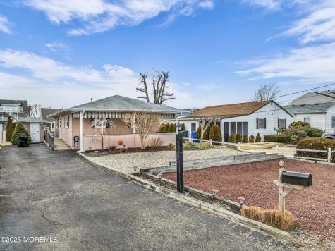 126 Royal Drive Brick NJ 08723