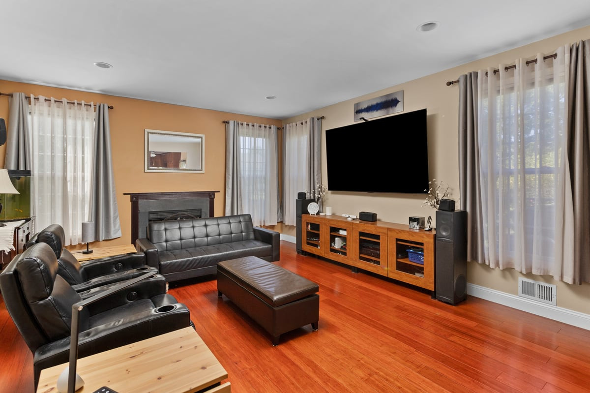 20 Mitchell Drive Monroe NJ 08831