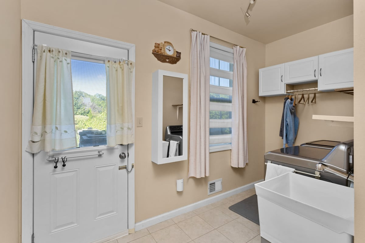 20 Mitchell Drive Monroe NJ 08831
