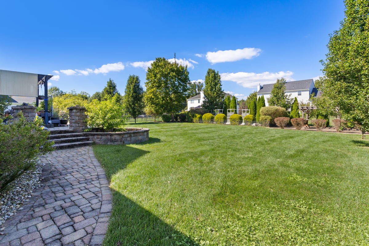 20 Mitchell Drive Monroe NJ 08831