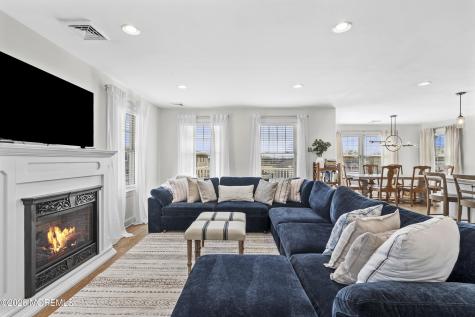 56 Beacon Drive Waretown NJ 08758
