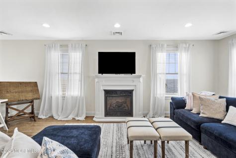 56 Beacon Drive Waretown NJ 08758