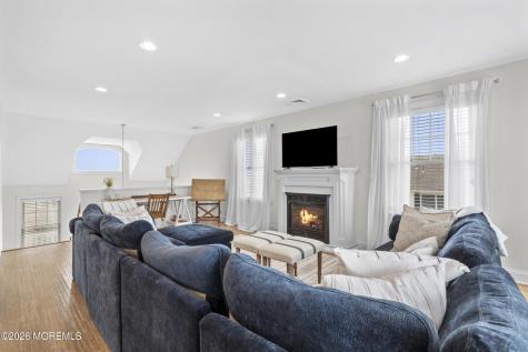 56 Beacon Drive Waretown NJ 08758