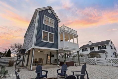 56 Beacon Drive Waretown NJ 08758