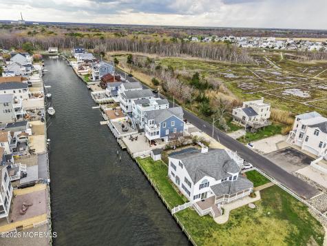 56 Beacon Drive Waretown NJ 08758