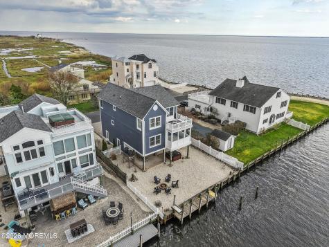56 Beacon Drive Waretown NJ 08758