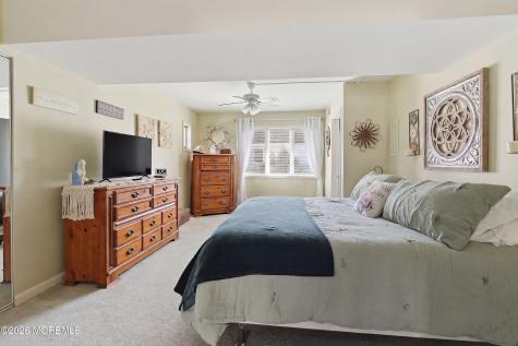 110 Dollmore Avenue Waretown NJ 08758