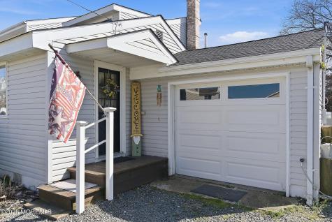 110 Dollmore Avenue Waretown NJ 08758