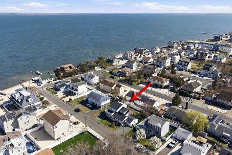 110 Dollmore Avenue Waretown NJ 08758