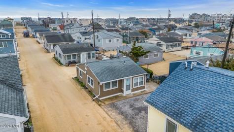 33 E Bonita Way Lavallette NJ 08735