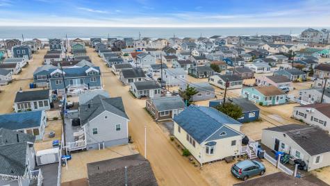 33 E Bonita Way Lavallette NJ 08735