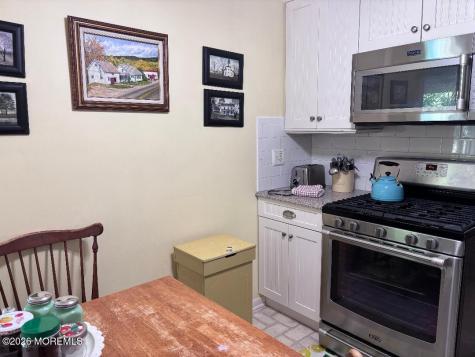 218 Ravenswood Road Englishtown NJ 07726