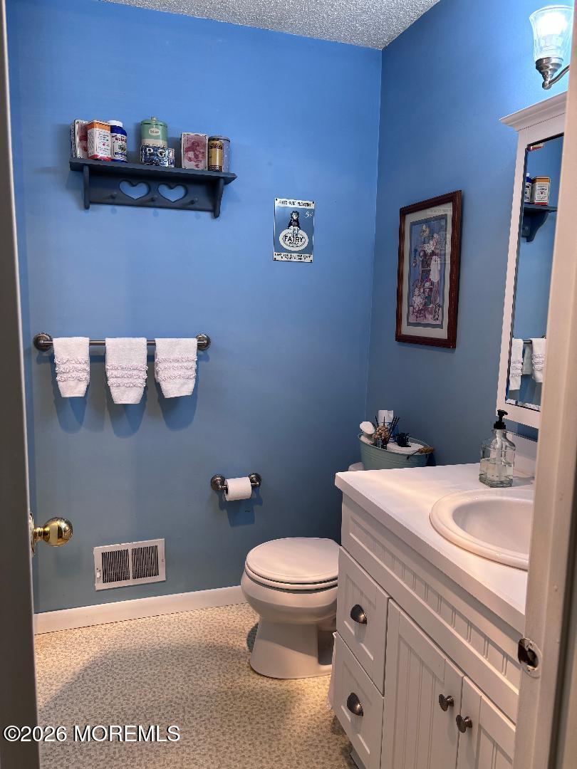 218 Ravenswood Road Englishtown NJ 07726