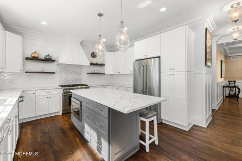 191 Oak Place Fair Haven NJ 07704