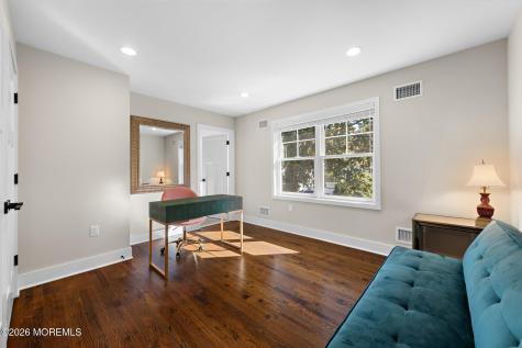 191 Oak Place Fair Haven NJ 07704