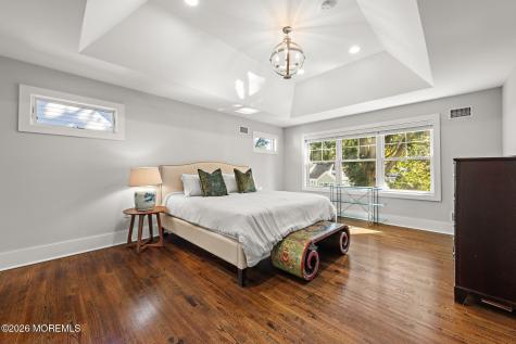191 Oak Place Fair Haven NJ 07704