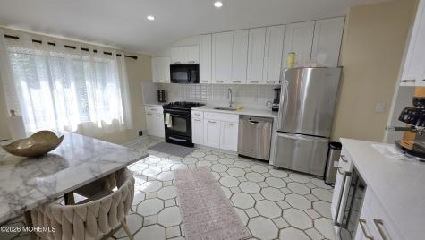 37 Valley Vale Drive Old Bridge NJ 08857