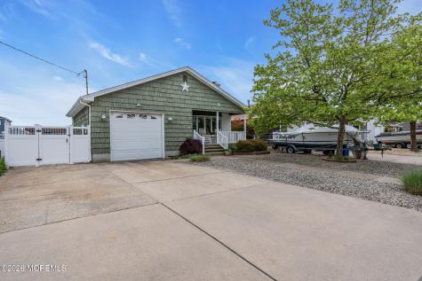 29 Green Island Road Toms River NJ 08753