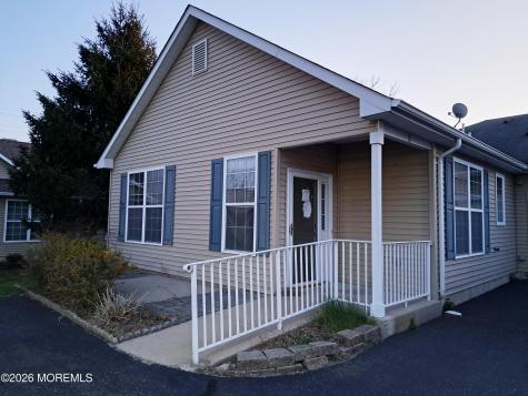 35 Fennel Court Manchester NJ 08759
