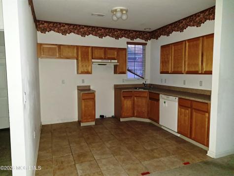 35 Fennel Court Manchester NJ 08759