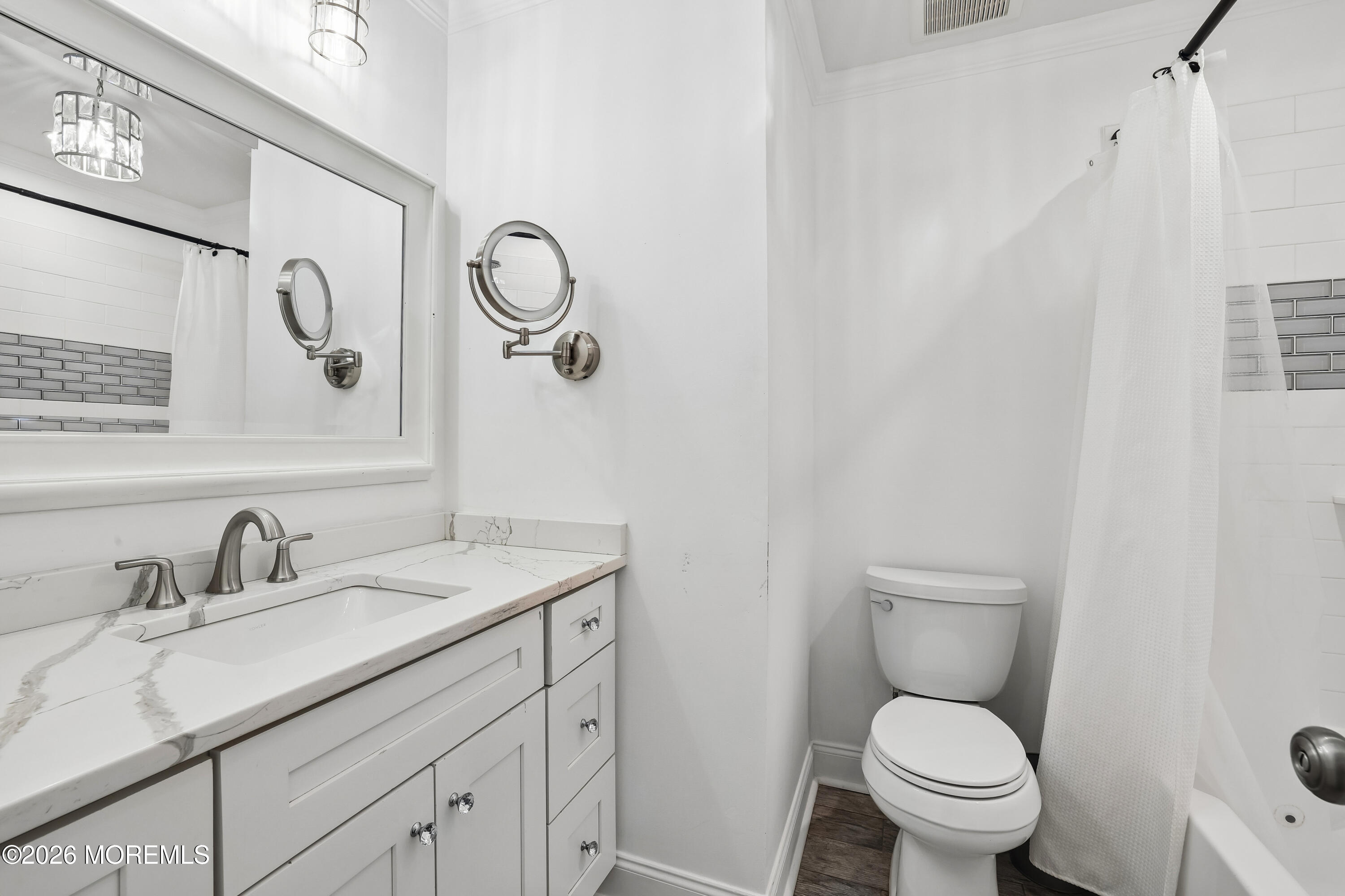 15 Guest Drive Morganville NJ 07751