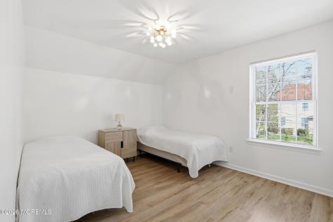 4 Ambassador Court Jackson NJ 08527