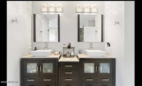 13 Baltusrol Drive Manalapan NJ 07726