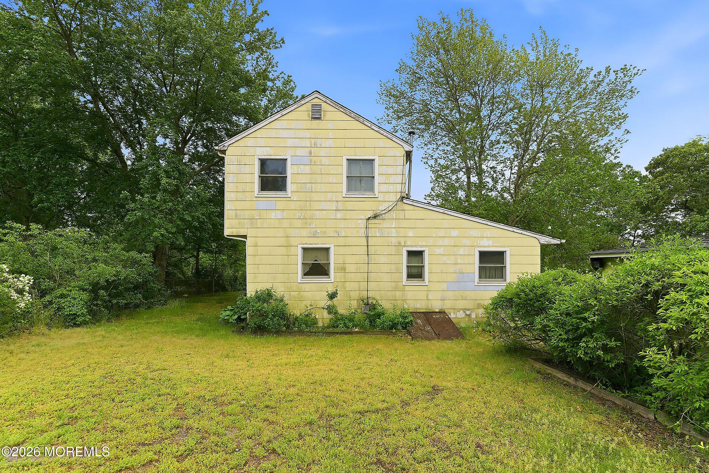 304 Central Boulevard Bayville NJ 08721