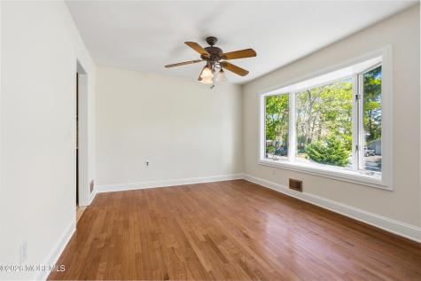 710 Viscount Drive Toms River NJ 08753