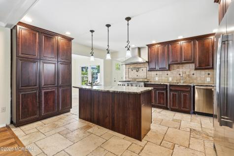 710 Viscount Drive Toms River NJ 08753