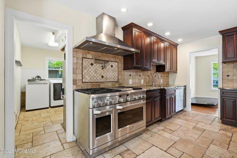 710 Viscount Drive Toms River NJ 08753