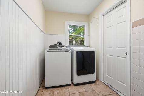 710 Viscount Drive Toms River NJ 08753