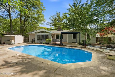 710 Viscount Drive Toms River NJ 08753